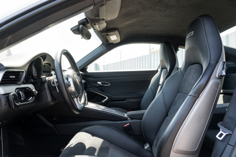 ポルシェ 911(Type991.1) GT3 ｽﾎﾟｰﾂｸﾛﾉPKG　ﾌﾞﾗｯｸﾊｰﾌﾚｻﾞｰｼｰﾄ ﾅﾋﾞTV Bｶﾒﾗ ﾌﾛﾝﾄﾘﾌﾄｼｽﾃﾑ ｽﾎﾟｰﾂｴｸﾞｿﾞｰｽﾄ PASM PDLS ｽﾎﾟｽﾃ SﾃﾞｻﾞｲﾝDﾐﾗｰ TPM ｵｰﾄA/C GT3専用20ｲﾝﾁAW　2年保証