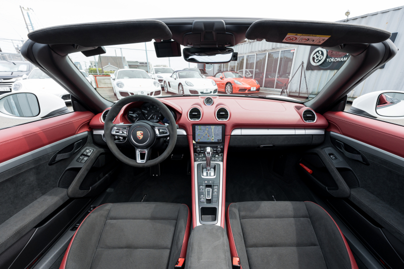 ポルシェ 718スパイダー ｽﾊﾟｲﾀﾞｰｸﾗｼｯｸｲﾝﾃﾘｱ ｽﾎﾟｰﾂｸﾛﾉPKG　ｽﾎﾟｰﾂｼｰﾄ･ﾌﾟﾗｽ ﾌﾞﾗｯｸｿﾌﾄﾄｯﾌﾟ PCMﾅﾋﾞ ｽﾎﾟｰﾂｴｸﾞｿﾞｰｽﾄ PASM ｱﾙｶﾝﾀｰﾗGTｽﾎﾟｽﾃ 718ｽﾊﾟｲﾀﾞｰ20ｲﾝﾁAW　2年保証