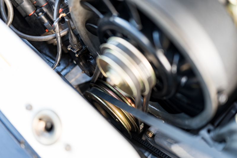 ポルシェ 911(Type964) ｶﾚﾗ2　正規ﾃﾞｨｰﾗｰ車 5速ﾏﾆｭｱﾙ 3.6L水平対向6気筒OHCｴﾝｼﾞﾝ/250PS 4Wayﾚｻﾞｰｼｰﾄ 純正ﾀｰﾎﾞﾐﾗｰ ﾋﾞﾙｼｭﾀｲﾝ車高調 Cupﾀｲﾌﾟ17ｲﾝﾁAW　ｴﾝｼﾞﾝO/H済み