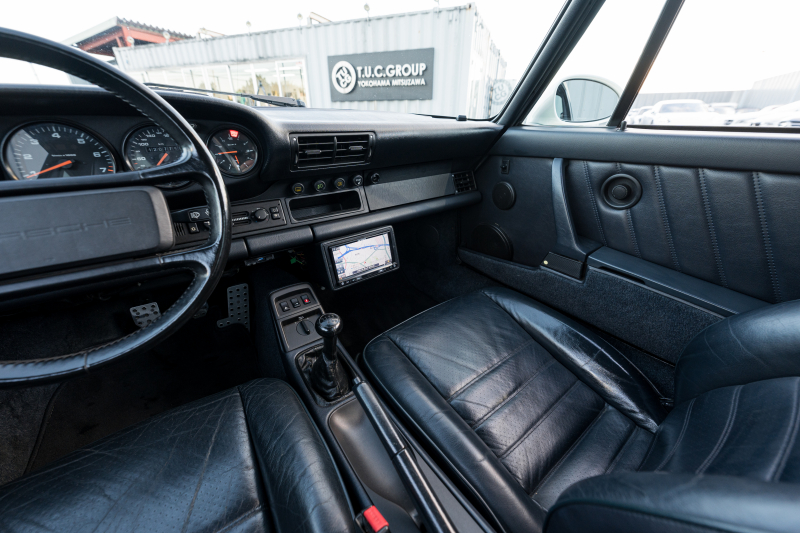 ポルシェ 911(Type964) ｶﾚﾗ2　正規ﾃﾞｨｰﾗｰ車 5速ﾏﾆｭｱﾙ 3.6L水平対向6気筒OHCｴﾝｼﾞﾝ/250PS 4Wayﾚｻﾞｰｼｰﾄ 純正ﾀｰﾎﾞﾐﾗｰ ﾋﾞﾙｼｭﾀｲﾝ車高調 Cupﾀｲﾌﾟ17ｲﾝﾁAW　ｴﾝｼﾞﾝO/H済み