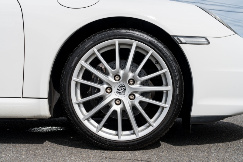 ポルシェ 911(Type997) ｶﾚﾗ ｴｸｽｸﾙｰｼﾌﾞED ｽﾎﾟｰﾂｸﾛﾉPKG　75台限定 ﾌﾞﾗｯｸﾚｻﾞｰｼｰﾄ ｸﾗﾘｵﾝﾅﾋﾞ ﾌﾙｾｸﾞTV PASM ｽﾎﾟｰﾂﾃﾞｻﾞｲﾝ19ｲﾝﾁAW ｷｾﾉﾝ ｶｰﾎﾞﾝｲﾝﾃﾘｱ　2年保証