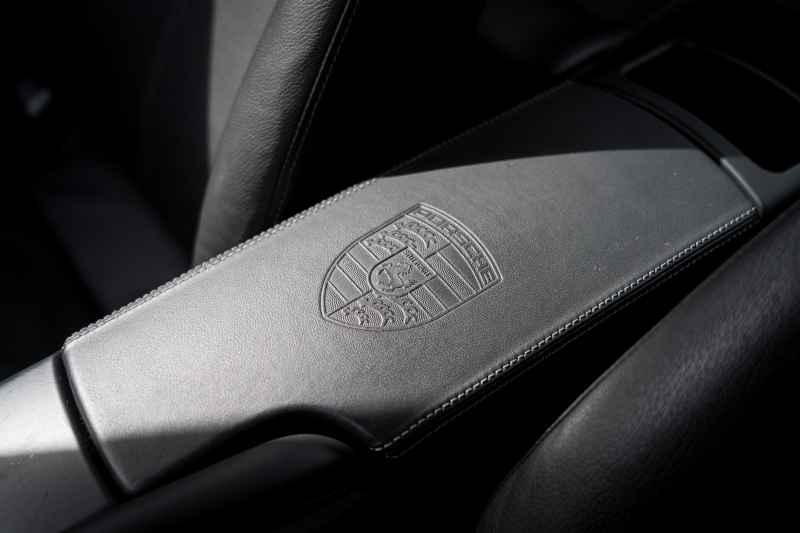 ポルシェ 911(Type997) ｶﾚﾗ ｴｸｽｸﾙｰｼﾌﾞED ｽﾎﾟｰﾂｸﾛﾉPKG　75台限定 ﾌﾞﾗｯｸﾚｻﾞｰｼｰﾄ ｸﾗﾘｵﾝﾅﾋﾞ ﾌﾙｾｸﾞTV PASM ｽﾎﾟｰﾂﾃﾞｻﾞｲﾝ19ｲﾝﾁAW ｷｾﾉﾝ ｶｰﾎﾞﾝｲﾝﾃﾘｱ　2年保証