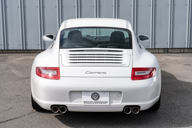 ポルシェ 911(Type997) ｶﾚﾗ ｴｸｽｸﾙｰｼﾌﾞED ｽﾎﾟｰﾂｸﾛﾉPKG　75台限定 ﾌﾞﾗｯｸﾚｻﾞｰｼｰﾄ ｸﾗﾘｵﾝﾅﾋﾞ ﾌﾙｾｸﾞTV PASM ｽﾎﾟｰﾂﾃﾞｻﾞｲﾝ19ｲﾝﾁAW ｷｾﾉﾝ ｶｰﾎﾞﾝｲﾝﾃﾘｱ　2年保証