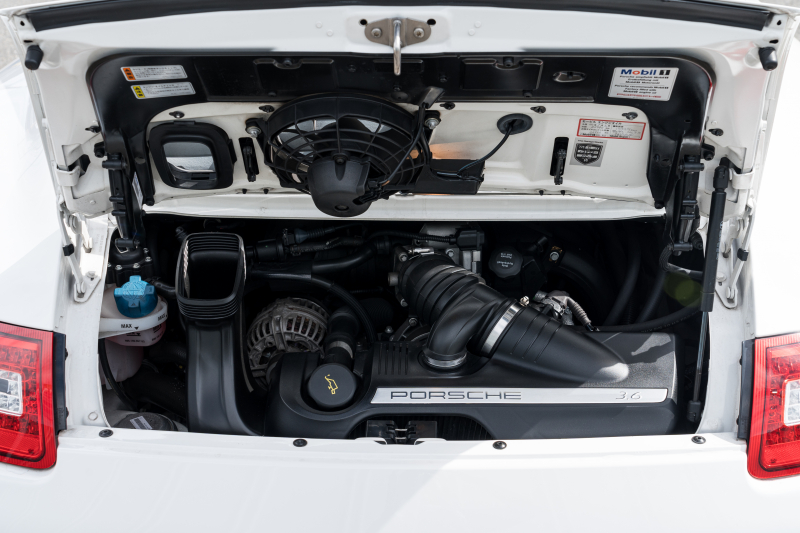 ポルシェ 911(Type997) ｶﾚﾗ ｴｸｽｸﾙｰｼﾌﾞED ｽﾎﾟｰﾂｸﾛﾉPKG　75台限定 ﾌﾞﾗｯｸﾚｻﾞｰｼｰﾄ ｸﾗﾘｵﾝﾅﾋﾞ ﾌﾙｾｸﾞTV PASM ｽﾎﾟｰﾂﾃﾞｻﾞｲﾝ19ｲﾝﾁAW ｷｾﾉﾝ ｶｰﾎﾞﾝｲﾝﾃﾘｱ　2年保証