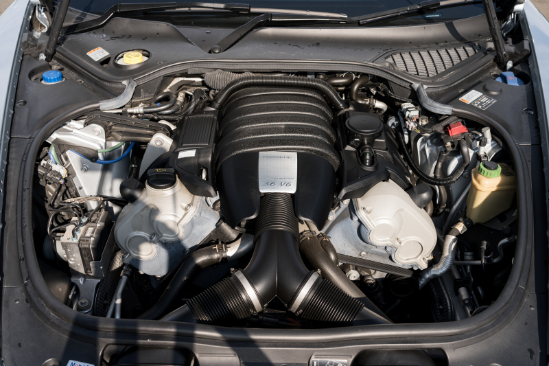 ポルシェ パナメーラ ｴﾃﾞｨｼｮﾝ ｽﾎﾟｰﾂｸﾛﾉPKG　特別仕様車 MY16 後期ﾓﾃﾞﾙ ﾌﾞﾗｯｸﾚｻﾞｰｼｰﾄ ﾅﾋﾞTV PDLS+/LEDﾗｲﾄ PASM ｴﾝﾄﾘｰﾄﾞﾗｲﾌﾞ ｿﾌﾄｸﾛｰｽﾞﾄﾞｱ BOSE ﾀｰﾎﾞⅡ19ｲﾝﾁAW　2年保証