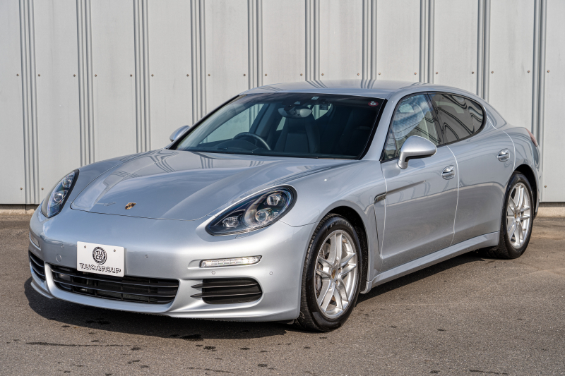 ポルシェ パナメーラ ｴﾃﾞｨｼｮﾝ ｽﾎﾟｰﾂｸﾛﾉPKG　特別仕様車 MY16 後期ﾓﾃﾞﾙ ﾌﾞﾗｯｸﾚｻﾞｰｼｰﾄ ﾅﾋﾞTV PDLS+/LEDﾗｲﾄ PASM ｴﾝﾄﾘｰﾄﾞﾗｲﾌﾞ ｿﾌﾄｸﾛｰｽﾞﾄﾞｱ BOSE ﾀｰﾎﾞⅡ19ｲﾝﾁAW　2年保証