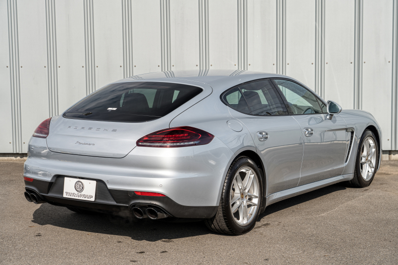 ポルシェ パナメーラ ｴﾃﾞｨｼｮﾝ ｽﾎﾟｰﾂｸﾛﾉPKG　特別仕様車 MY16 後期ﾓﾃﾞﾙ ﾌﾞﾗｯｸﾚｻﾞｰｼｰﾄ ﾅﾋﾞTV PDLS+/LEDﾗｲﾄ PASM ｴﾝﾄﾘｰﾄﾞﾗｲﾌﾞ ｿﾌﾄｸﾛｰｽﾞﾄﾞｱ BOSE ﾀｰﾎﾞⅡ19ｲﾝﾁAW　2年保証