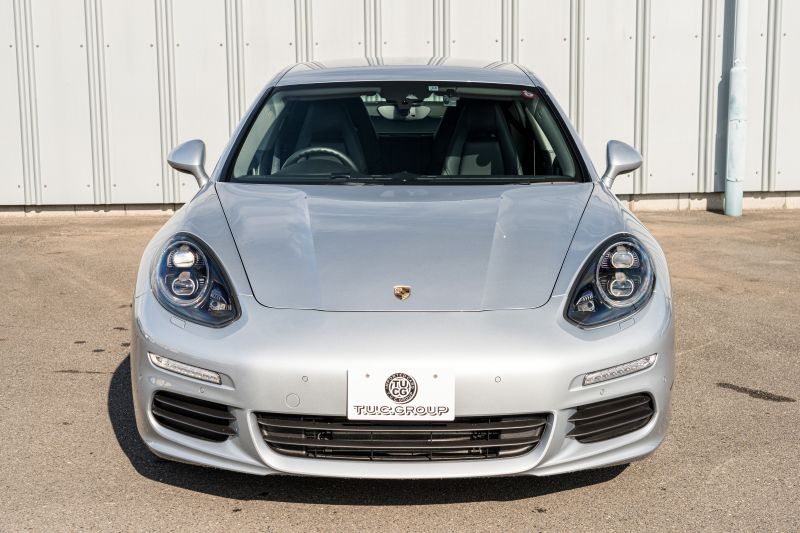 ポルシェ パナメーラ ｴﾃﾞｨｼｮﾝ ｽﾎﾟｰﾂｸﾛﾉPKG　特別仕様車 MY16 後期ﾓﾃﾞﾙ ﾌﾞﾗｯｸﾚｻﾞｰｼｰﾄ ﾅﾋﾞTV PDLS+/LEDﾗｲﾄ PASM ｴﾝﾄﾘｰﾄﾞﾗｲﾌﾞ ｿﾌﾄｸﾛｰｽﾞﾄﾞｱ BOSE ﾀｰﾎﾞⅡ19ｲﾝﾁAW　2年保証