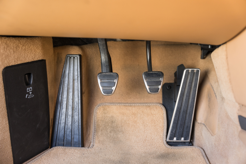 ポルシェ ケイマン(Type987) 後期ﾓﾃﾞﾙ 6速ﾏﾆｭｱﾙ  ﾍﾞｰｼﾞｭﾊｰﾌﾚｻﾞｰｼｰﾄ ｸﾗﾘｵﾝSDﾅﾋﾞ ﾌﾙｾｸﾞTV  ｱｰｷｭﾚｰﾏﾌﾗｰ ｷｾﾉﾝﾍｯﾄﾞﾗｲﾄ&ﾀﾞｲﾅﾐｯｸｺｰﾅﾘﾝｸﾞﾗｲﾄ BOSEｻｳﾝﾄﾞ 19ｲﾝﾁAW　2年保証