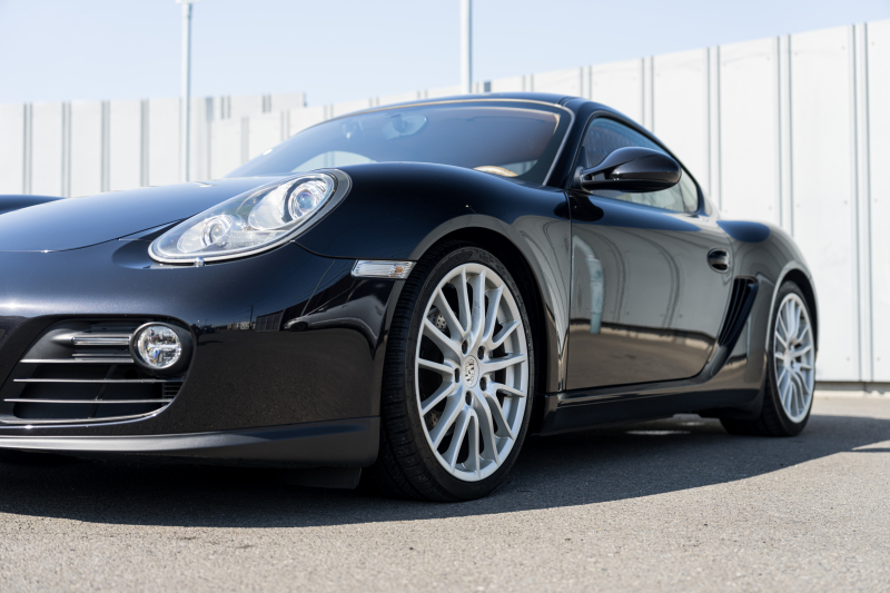 ポルシェ ケイマン(Type987) 後期ﾓﾃﾞﾙ 6速ﾏﾆｭｱﾙ  ﾍﾞｰｼﾞｭﾊｰﾌﾚｻﾞｰｼｰﾄ ｸﾗﾘｵﾝSDﾅﾋﾞ ﾌﾙｾｸﾞTV  ｱｰｷｭﾚｰﾏﾌﾗｰ ｷｾﾉﾝﾍｯﾄﾞﾗｲﾄ&ﾀﾞｲﾅﾐｯｸｺｰﾅﾘﾝｸﾞﾗｲﾄ BOSEｻｳﾝﾄﾞ 19ｲﾝﾁAW　2年保証