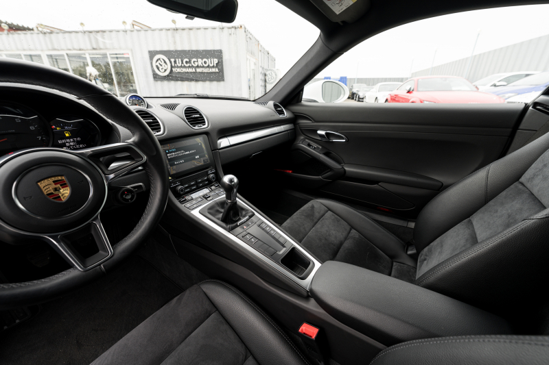 ポルシェ 718 ケイマン ｽﾎﾟｰﾂｸﾛﾉPKG　MY18 6速MT ﾌﾞﾗｯｸﾊｰﾌﾚｻﾞｰ PCMﾅﾋﾞ AppleCarPlay ｽﾎﾟｰﾂｴｸﾞｿﾞｰｽﾄ PASM ｷｾﾉﾝ ｵｰﾄｴｱｺﾝ TPM ｹｲﾏﾝS19ｲﾝﾁAW　2年保証