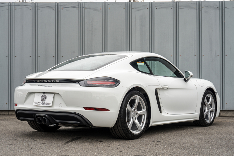 ポルシェ 718 ケイマン ｽﾎﾟｰﾂｸﾛﾉPKG　MY18 6速MT ﾌﾞﾗｯｸﾊｰﾌﾚｻﾞｰ PCMﾅﾋﾞ AppleCarPlay ｽﾎﾟｰﾂｴｸﾞｿﾞｰｽﾄ PASM ｷｾﾉﾝ ｵｰﾄｴｱｺﾝ TPM ｹｲﾏﾝS19ｲﾝﾁAW　2年保証