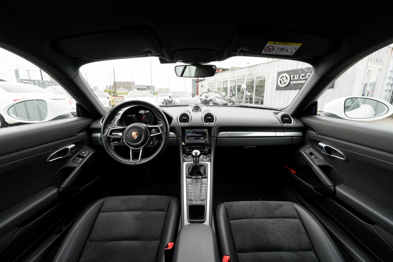ポルシェ 718 ケイマン ｽﾎﾟｰﾂｸﾛﾉPKG　MY18 6速MT ﾌﾞﾗｯｸﾊｰﾌﾚｻﾞｰ PCMﾅﾋﾞ AppleCarPlay ｽﾎﾟｰﾂｴｸﾞｿﾞｰｽﾄ PASM ｷｾﾉﾝ ｵｰﾄｴｱｺﾝ TPM ｹｲﾏﾝS19ｲﾝﾁAW　2年保証