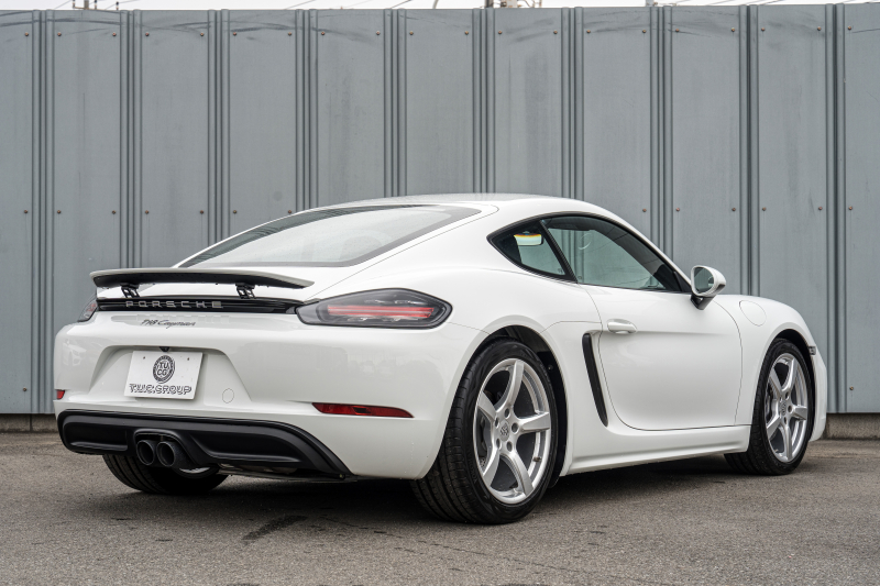 ポルシェ 718 ケイマン ｽﾎﾟｰﾂｸﾛﾉPKG　MY18 6速MT ﾌﾞﾗｯｸﾊｰﾌﾚｻﾞｰ PCMﾅﾋﾞ AppleCarPlay ｽﾎﾟｰﾂｴｸﾞｿﾞｰｽﾄ PASM ｷｾﾉﾝ ｵｰﾄｴｱｺﾝ TPM ｹｲﾏﾝS19ｲﾝﾁAW　2年保証