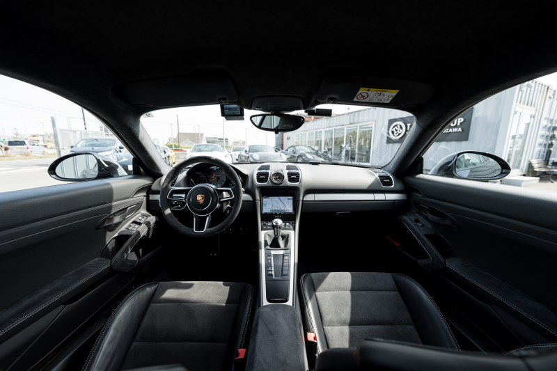 ポルシェ ケイマン(Type981) GT4 ｽﾎﾟｰﾂｸﾛﾉPKG　MY16 6速ﾏﾆｭｱﾙ ｽﾎﾟｰﾂｼｰﾄ･ﾌﾟﾗｽ ｸﾗﾘｵﾝﾅﾋﾞ ﾌﾙｾｸﾞTV ｽﾎﾟｰﾂｴｸﾞｿﾞｰｽﾄ PASM ｵｰﾄｴｱｺﾝ TPM GT4専用20ｲﾝﾁAW　2年保証