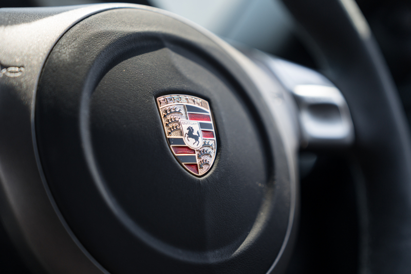 ポルシェ ケイマン(Type987) S ｽﾎﾟｰﾂｸﾛﾉPKG　世界限定777台/日本導入15台 ﾌﾞﾗｯｸﾚｻﾞｰｲﾝﾃﾘｱ ｼｰﾄﾋｰﾀｰ ｶﾛｯﾂｪﾘｱHDDﾅﾋﾞ PASM ｷｾﾉﾝ 911ﾀｰﾎﾞ19ｲﾝﾁAW 専用ｽﾄﾗｲﾌﾟ&ﾃﾞｶｰﾙ 　2年保証