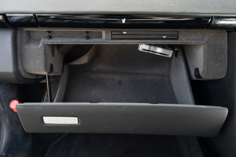 ポルシェ ケイマン(Type987) S ｽﾎﾟｰﾂｸﾛﾉPKG　世界限定777台/日本導入15台 ﾌﾞﾗｯｸﾚｻﾞｰｲﾝﾃﾘｱ ｼｰﾄﾋｰﾀｰ ｶﾛｯﾂｪﾘｱHDDﾅﾋﾞ PASM ｷｾﾉﾝ 911ﾀｰﾎﾞ19ｲﾝﾁAW 専用ｽﾄﾗｲﾌﾟ&ﾃﾞｶｰﾙ 　2年保証