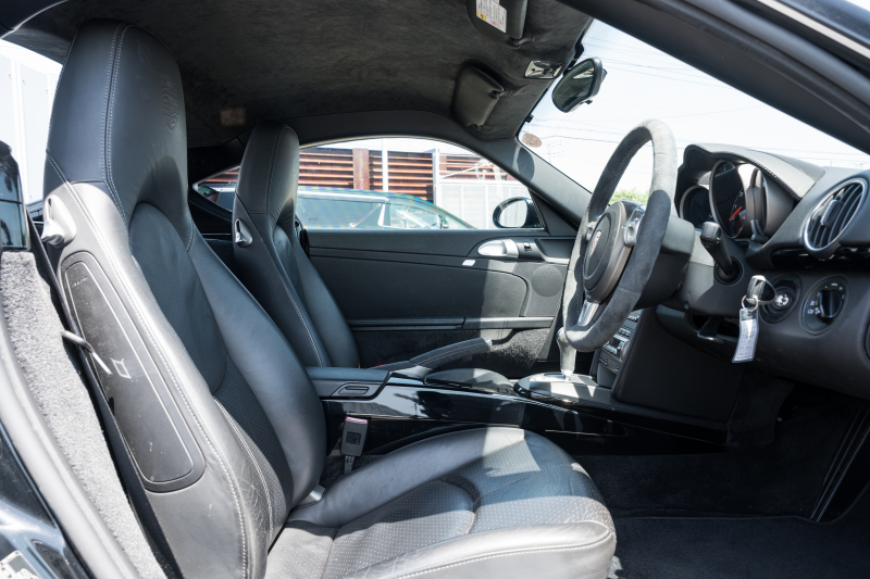 ポルシェ ケイマン(Type987) S ｽﾎﾟｰﾂｸﾛﾉPKG　世界限定777台/日本導入15台 ﾌﾞﾗｯｸﾚｻﾞｰｲﾝﾃﾘｱ ｼｰﾄﾋｰﾀｰ ｶﾛｯﾂｪﾘｱHDDﾅﾋﾞ PASM ｷｾﾉﾝ 911ﾀｰﾎﾞ19ｲﾝﾁAW 専用ｽﾄﾗｲﾌﾟ&ﾃﾞｶｰﾙ 　2年保証