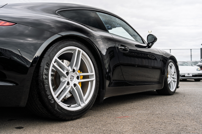 ポルシェ 911(Type991.1) ｶﾚﾗ ｽﾎﾟｰﾂｸﾛﾉPKG　ﾌﾞﾗｯｸﾚｻﾞｰｽﾎﾟｰﾂｼｰﾄﾌﾟﾗｽ ﾅﾋﾞTV ｽﾎﾟｰﾂｴｸﾞｿﾞｰｽﾄ PASM ｽﾎﾟｰﾂﾃﾞｻﾞｲﾝｽﾃｱ ｷｾﾉﾝ ｶﾚﾗ19ｲﾝﾁAW H&Rﾀﾞｳﾝｻｽ　2年保証