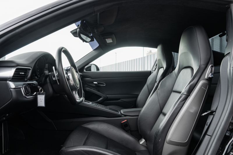 ポルシェ 911(Type991.1) ｶﾚﾗ ｽﾎﾟｰﾂｸﾛﾉPKG　ﾌﾞﾗｯｸﾚｻﾞｰｽﾎﾟｰﾂｼｰﾄﾌﾟﾗｽ ﾅﾋﾞTV ｽﾎﾟｰﾂｴｸﾞｿﾞｰｽﾄ PASM ｽﾎﾟｰﾂﾃﾞｻﾞｲﾝｽﾃｱ ｷｾﾉﾝ ｶﾚﾗ19ｲﾝﾁAW H&Rﾀﾞｳﾝｻｽ　2年保証