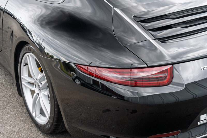 ポルシェ 911(Type991.1) ｶﾚﾗ ｽﾎﾟｰﾂｸﾛﾉPKG　ﾌﾞﾗｯｸﾚｻﾞｰｽﾎﾟｰﾂｼｰﾄﾌﾟﾗｽ ﾅﾋﾞTV ｽﾎﾟｰﾂｴｸﾞｿﾞｰｽﾄ PASM ｽﾎﾟｰﾂﾃﾞｻﾞｲﾝｽﾃｱ ｷｾﾉﾝ ｶﾚﾗ19ｲﾝﾁAW H&Rﾀﾞｳﾝｻｽ　2年保証