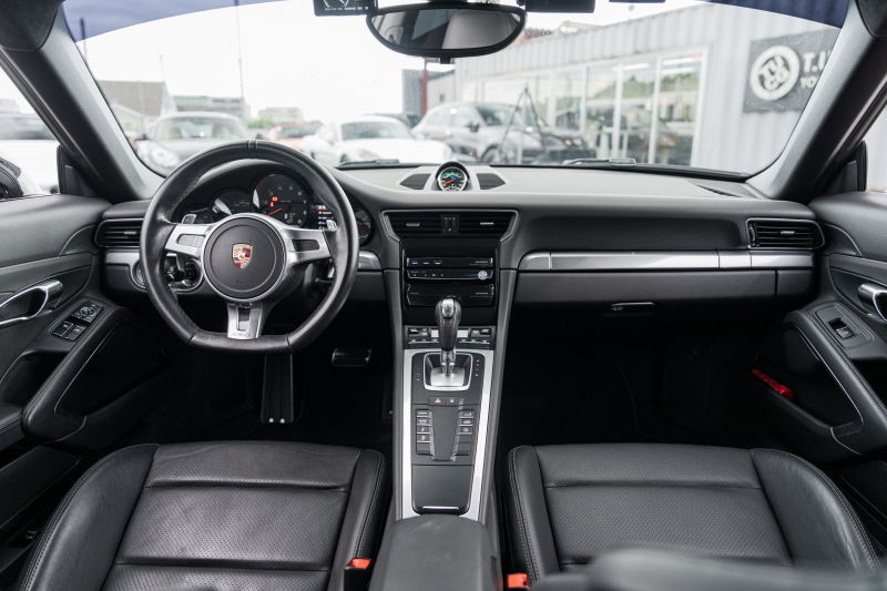 ポルシェ 911(Type991.1) ｶﾚﾗ ｽﾎﾟｰﾂｸﾛﾉPKG　ﾌﾞﾗｯｸﾚｻﾞｰｽﾎﾟｰﾂｼｰﾄﾌﾟﾗｽ ﾅﾋﾞTV ｽﾎﾟｰﾂｴｸﾞｿﾞｰｽﾄ PASM ｽﾎﾟｰﾂﾃﾞｻﾞｲﾝｽﾃｱ ｷｾﾉﾝ ｶﾚﾗ19ｲﾝﾁAW H&Rﾀﾞｳﾝｻｽ　2年保証