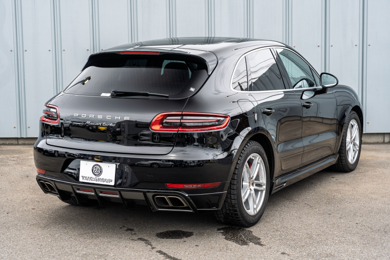 ポルシェ マカン ﾀｰﾎﾞ ｽﾎﾟｰﾂｸﾛﾉPKG　 ｶﾞｰﾈｯﾄﾚｯﾄﾞﾚｻﾞｰｼｰﾄ ﾊﾟﾉﾗﾏSR ｸﾗﾘｵﾝﾅﾋﾞ ﾌﾙｾｸﾞTV ﾊﾟﾄﾞﾙ PASM PDLS BOSE ﾏｶﾝﾀｰﾎﾞ19AW ｴｱﾛ ﾀﾞｳﾝｻｽ　2年保証