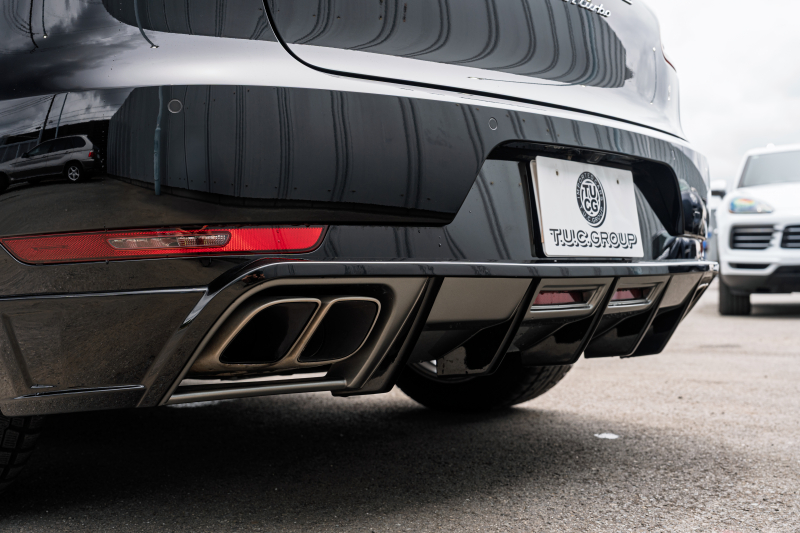 ポルシェ マカン ﾀｰﾎﾞ ｽﾎﾟｰﾂｸﾛﾉPKG　 ｶﾞｰﾈｯﾄﾚｯﾄﾞﾚｻﾞｰｼｰﾄ ﾊﾟﾉﾗﾏSR ｸﾗﾘｵﾝﾅﾋﾞ ﾌﾙｾｸﾞTV ﾊﾟﾄﾞﾙ PASM PDLS BOSE ﾏｶﾝﾀｰﾎﾞ19AW ｴｱﾛ ﾀﾞｳﾝｻｽ　2年保証