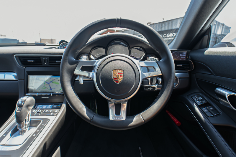 ポルシェ 911(Type991.1) ｶﾚﾗ4S ｽﾎﾟｰﾂｸﾛﾉPKG　MY16 ﾌﾞﾗｯｸﾚｻﾞｰｼｰﾄ ﾅﾋﾞTV PASM ｽﾎﾟｰﾂﾃﾞｻﾞｲﾝｽﾃｱﾘﾝｸﾞ ｴﾝﾄﾘｰﾄﾞﾗｲﾌﾞ BOSE ｵｰﾄｴｱｺﾝ 電動Dﾐﾗｰ TPM ｶﾚﾗｸﾗｼｯｸ20ｲﾝﾁAW　2年保証