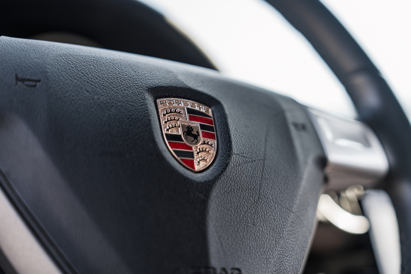 ポルシェ ボクスター(Type987) ﾍﾞｰｽｸﾞﾚｰﾄﾞ　5速ﾏﾆｭｱﾙ 左ﾊﾝﾄﾞﾙ ﾌﾞﾗｯｸﾊｰﾌﾚｻﾞｰｼｰﾄ ｼｰﾄﾋｰﾀｰ ﾌﾞﾗｯｸｿﾌﾄﾄｯﾌﾟ ｶﾛｯﾂｪﾘｱﾅﾋﾞ ﾌﾙｾｸﾞTV ｷｾﾉﾝ ﾎﾞｸｽﾀｰS18ｲﾝﾁAW　2年保証