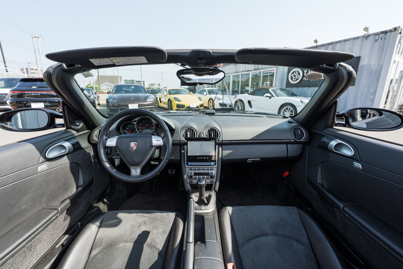 ポルシェ ボクスター(Type987) ﾍﾞｰｽｸﾞﾚｰﾄﾞ　5速ﾏﾆｭｱﾙ 左ﾊﾝﾄﾞﾙ ﾌﾞﾗｯｸﾊｰﾌﾚｻﾞｰｼｰﾄ ｼｰﾄﾋｰﾀｰ ﾌﾞﾗｯｸｿﾌﾄﾄｯﾌﾟ ｶﾛｯﾂｪﾘｱﾅﾋﾞ ﾌﾙｾｸﾞTV ｷｾﾉﾝ ﾎﾞｸｽﾀｰS18ｲﾝﾁAW　2年保証