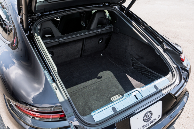 ポルシェ パナメーラ ﾍﾞｰｽｸﾞﾚｰﾄﾞ ｽﾎﾟｰﾂｸﾛﾉPKG　ﾌﾞﾗｯｸﾚｻﾞｰｼｰﾄ PCMﾅﾋﾞ CayPlay LEDﾗｲﾄ PASM/ｴｱｻｽ ｴﾝﾄﾘｰD ACC ﾚｰﾝﾃﾞｨﾊﾟｰﾁｬｰﾜｰﾆﾝｸﾞ ﾊﾟﾅﾒｰﾗﾃﾞｻﾞｲﾝ20ｲﾝﾁAW　2年保証