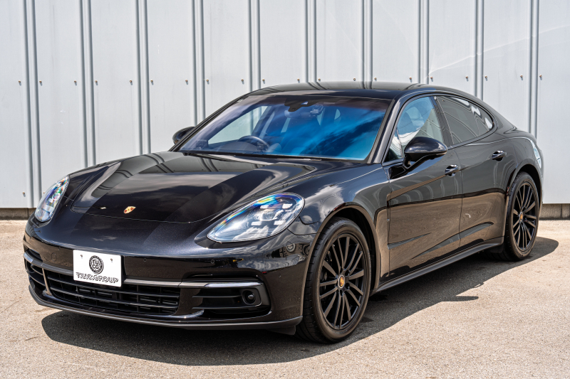 ポルシェ パナメーラ ﾍﾞｰｽｸﾞﾚｰﾄﾞ ｽﾎﾟｰﾂｸﾛﾉPKG　ﾌﾞﾗｯｸﾚｻﾞｰｼｰﾄ PCMﾅﾋﾞ CayPlay LEDﾗｲﾄ PASM/ｴｱｻｽ ｴﾝﾄﾘｰD ACC ﾚｰﾝﾃﾞｨﾊﾟｰﾁｬｰﾜｰﾆﾝｸﾞ ﾊﾟﾅﾒｰﾗﾃﾞｻﾞｲﾝ20ｲﾝﾁAW　2年保証