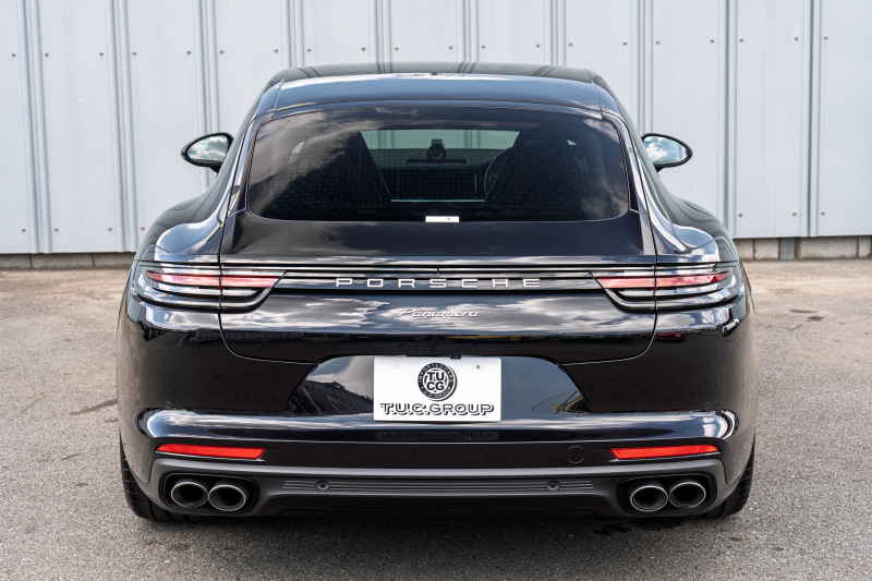 ポルシェ パナメーラ ﾍﾞｰｽｸﾞﾚｰﾄﾞ ｽﾎﾟｰﾂｸﾛﾉPKG　ﾌﾞﾗｯｸﾚｻﾞｰｼｰﾄ PCMﾅﾋﾞ CayPlay LEDﾗｲﾄ PASM/ｴｱｻｽ ｴﾝﾄﾘｰD ACC ﾚｰﾝﾃﾞｨﾊﾟｰﾁｬｰﾜｰﾆﾝｸﾞ ﾊﾟﾅﾒｰﾗﾃﾞｻﾞｲﾝ20ｲﾝﾁAW　2年保証