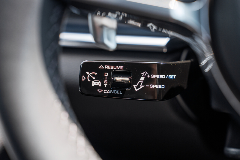 ポルシェ パナメーラ ﾍﾞｰｽｸﾞﾚｰﾄﾞ ｽﾎﾟｰﾂｸﾛﾉPKG　ﾌﾞﾗｯｸﾚｻﾞｰｼｰﾄ PCMﾅﾋﾞ CayPlay LEDﾗｲﾄ PASM/ｴｱｻｽ ｴﾝﾄﾘｰD ACC ﾚｰﾝﾃﾞｨﾊﾟｰﾁｬｰﾜｰﾆﾝｸﾞ ﾊﾟﾅﾒｰﾗﾃﾞｻﾞｲﾝ20ｲﾝﾁAW　2年保証