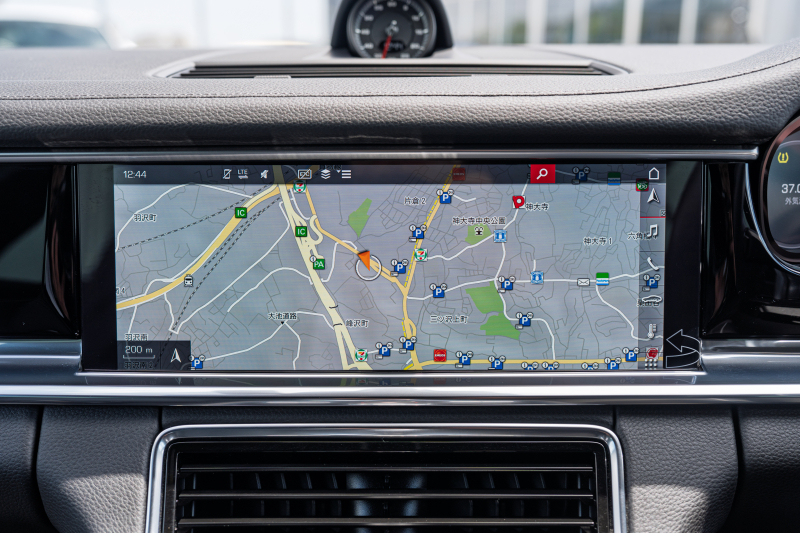 ポルシェ パナメーラ ﾍﾞｰｽｸﾞﾚｰﾄﾞ ｽﾎﾟｰﾂｸﾛﾉPKG　ﾌﾞﾗｯｸﾚｻﾞｰｼｰﾄ PCMﾅﾋﾞ CayPlay LEDﾗｲﾄ PASM/ｴｱｻｽ ｴﾝﾄﾘｰD ACC ﾚｰﾝﾃﾞｨﾊﾟｰﾁｬｰﾜｰﾆﾝｸﾞ ﾊﾟﾅﾒｰﾗﾃﾞｻﾞｲﾝ20ｲﾝﾁAW　2年保証