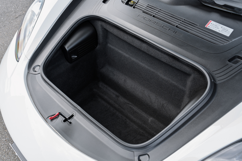 ポルシェ 718 ケイマン GTS ｽﾎﾟｰﾂｸﾛﾉPKG　ﾎﾞﾙﾄﾞｰﾚｯﾄﾞﾚｻﾞｰｲﾝﾃﾘｱ PCMﾅﾋﾞ ｽﾎﾟｴｸﾞ PASM GTｽﾎﾟｰﾂｽﾃｱ TPM ｵｰﾄｴｱｺﾝ ｷｾﾉﾝ 電格ﾐﾗｰ ｶﾚﾗS20ｲﾝﾁAW ﾊﾟｰｸｱｼｽﾄ　2年保証