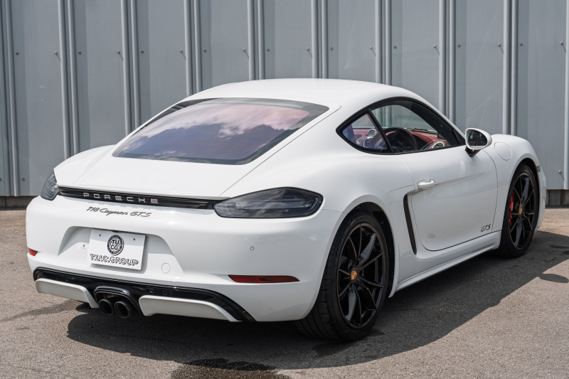 ポルシェ 718 ケイマン GTS ｽﾎﾟｰﾂｸﾛﾉPKG　ﾎﾞﾙﾄﾞｰﾚｯﾄﾞﾚｻﾞｰｲﾝﾃﾘｱ PCMﾅﾋﾞ ｽﾎﾟｴｸﾞ PASM GTｽﾎﾟｰﾂｽﾃｱ TPM ｵｰﾄｴｱｺﾝ ｷｾﾉﾝ 電格ﾐﾗｰ ｶﾚﾗS20ｲﾝﾁAW ﾊﾟｰｸｱｼｽﾄ　2年保証