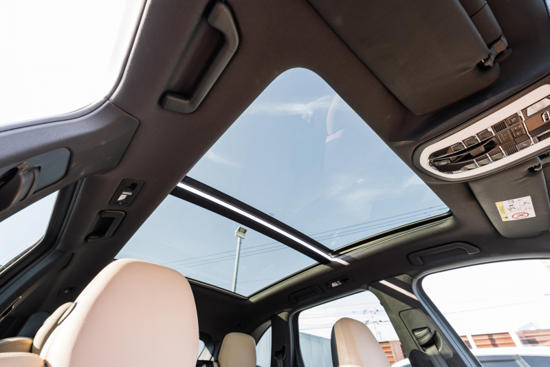 ポルシェ カイエン ﾍﾞｰｽｸﾞﾚｰﾄﾞ　MY16 後期ﾓﾃﾞﾙ ﾍﾞｰｼﾞｭﾚｻﾞｰｼｰﾄ ｼｰﾄﾋｰﾀｰ ﾊﾟﾉﾗﾏｻﾝﾙｰﾌ ｸﾗﾘｵﾝﾅﾋﾞ ﾌﾙｾｸﾞTV ﾊﾞｯｸｶﾒﾗ ｴﾝﾄﾘｰﾄﾞﾗｲﾌﾞ ｸﾙｺﾝ ｷｾﾉﾝﾗｲﾄ ｽﾎﾟｰﾂﾃｰﾙﾊﾟｲﾌﾟ ｶｲｴﾝ18ｲﾝﾁAW　2年保証