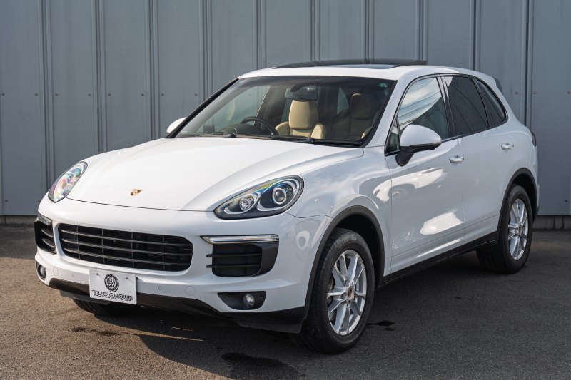 ポルシェ カイエン ﾍﾞｰｽｸﾞﾚｰﾄﾞ　MY16 後期ﾓﾃﾞﾙ ﾍﾞｰｼﾞｭﾚｻﾞｰｼｰﾄ ｼｰﾄﾋｰﾀｰ ﾊﾟﾉﾗﾏｻﾝﾙｰﾌ ｸﾗﾘｵﾝﾅﾋﾞ ﾌﾙｾｸﾞTV ﾊﾞｯｸｶﾒﾗ ｴﾝﾄﾘｰﾄﾞﾗｲﾌﾞ ｸﾙｺﾝ ｷｾﾉﾝﾗｲﾄ ｽﾎﾟｰﾂﾃｰﾙﾊﾟｲﾌﾟ ｶｲｴﾝ18ｲﾝﾁAW　2年保証