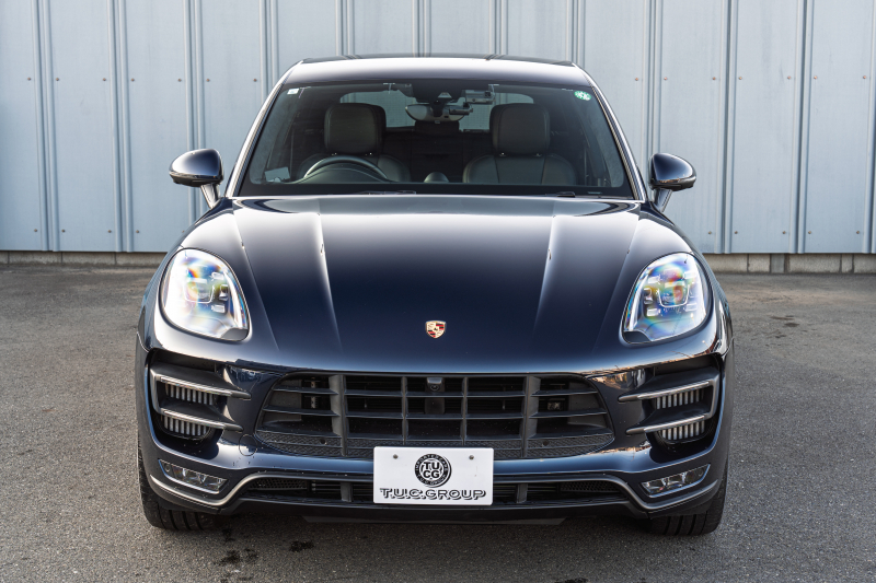 ポルシェ マカン ﾀｰﾎﾞ ﾊﾟｰﾌｫｰﾏﾝｽ ｽﾎﾟｰﾂｸﾛﾉPKG　1ｵｰﾅｰ 440ps ﾌﾞﾗｯｸﾚｻﾞｰｼｰﾄ PCMﾅﾋﾞTV ｱﾗｳﾝﾄﾞﾋﾞｭｰ ｽﾎﾟｴｸﾞ LED/PDLS+ PASM ｴﾝﾄﾘｰﾄﾞﾗｲﾌﾞ ｶｰﾎﾞﾝｲﾝﾃﾘｱP ﾏｶﾝﾃﾞｻﾞｲﾝ19ｲﾝﾁAW　2年保証