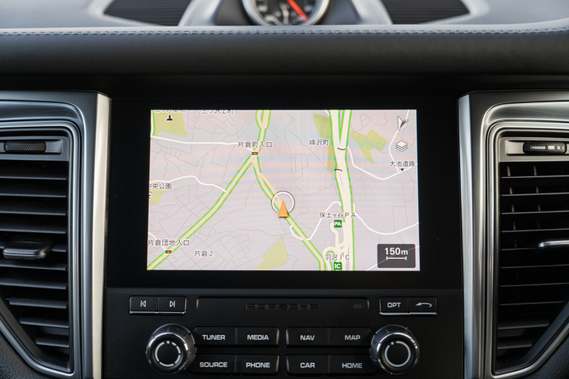 ポルシェ マカン ﾀｰﾎﾞ ﾊﾟｰﾌｫｰﾏﾝｽ ｽﾎﾟｰﾂｸﾛﾉPKG　1ｵｰﾅｰ 440ps ﾌﾞﾗｯｸﾚｻﾞｰｼｰﾄ PCMﾅﾋﾞTV ｱﾗｳﾝﾄﾞﾋﾞｭｰ ｽﾎﾟｴｸﾞ LED/PDLS+ PASM ｴﾝﾄﾘｰﾄﾞﾗｲﾌﾞ ｶｰﾎﾞﾝｲﾝﾃﾘｱP ﾏｶﾝﾃﾞｻﾞｲﾝ19ｲﾝﾁAW　2年保証