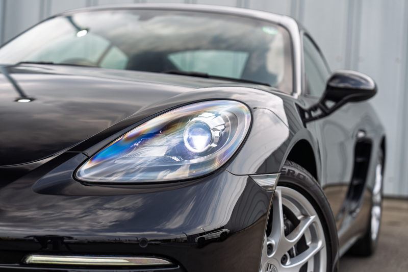 ポルシェ 718 ケイマン ﾍﾞｰｽｸﾞﾚｰﾄﾞ　ﾌﾞﾗｯｸﾊｰﾌﾚｻﾞｰｼｰﾄ ｼｰﾄﾋｰﾀｰ PCMﾅﾋﾞ AppleCarPlay ｷｾﾉﾝ ｵｰﾄｴｱｺﾝ TPM ﾊﾟﾄﾞﾙ 電格ﾐﾗｰ ｹｲﾏﾝ18ｲﾝﾁAW　2年保証