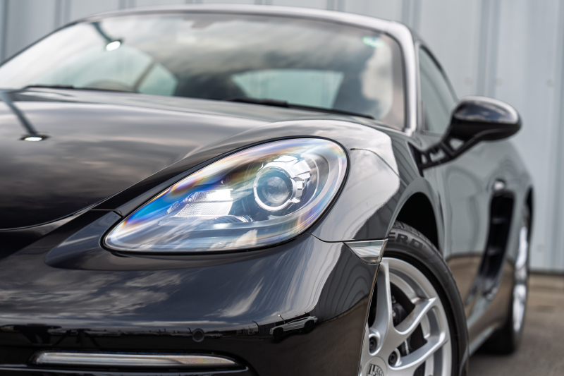 ポルシェ 718 ケイマン ﾍﾞｰｽｸﾞﾚｰﾄﾞ　ﾌﾞﾗｯｸﾊｰﾌﾚｻﾞｰｼｰﾄ ｼｰﾄﾋｰﾀｰ PCMﾅﾋﾞ AppleCarPlay ｷｾﾉﾝ ｵｰﾄｴｱｺﾝ TPM ﾊﾟﾄﾞﾙ 電格ﾐﾗｰ ｹｲﾏﾝ18ｲﾝﾁAW　2年保証