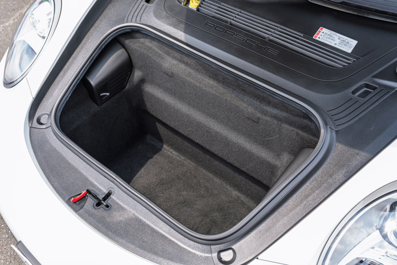 ポルシェ 911(Type991.1) ｶﾚﾗ4　MY16 ﾌﾞﾗｯｸﾚｻﾞｰｽﾎﾟｰﾂｼｰﾄ ｼｰﾄﾋｰﾀｰ ﾅﾋﾞTV ｽﾎﾟｰﾂﾃﾞｻﾞｲﾝｽﾃｱ 電格ﾐﾗｰ ｷｾﾉﾝ ｵｰﾄｴｱｺﾝ ｶﾚﾗ19ｲﾝﾁAW 　2年保証