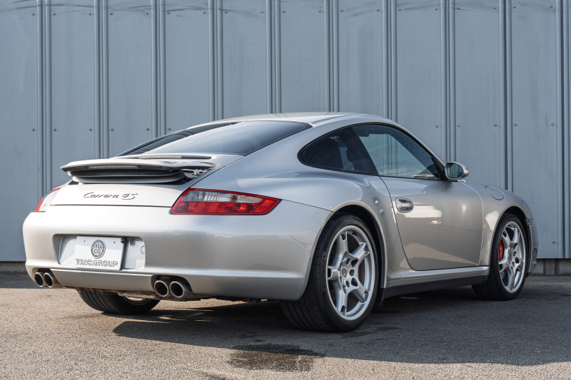 ポルシェ 911(Type997) ｶﾚﾗ4S　ﾌﾞﾗｯｸﾚｻﾞｰｼｰﾄ ｼｰﾄﾋｰﾀｰ ｸﾗﾘｵﾝﾅﾋﾞ ﾌﾙｾｸﾞTV PASM ｶﾚﾗS19ｲﾝﾁAW ｷｾﾉﾝﾍｯﾄﾞﾗｲﾄ ｵｰﾄｴｱｺﾝ PSM ﾊﾞｯｸｶﾒﾗ F/Rﾌｫｸﾞ　2年保証