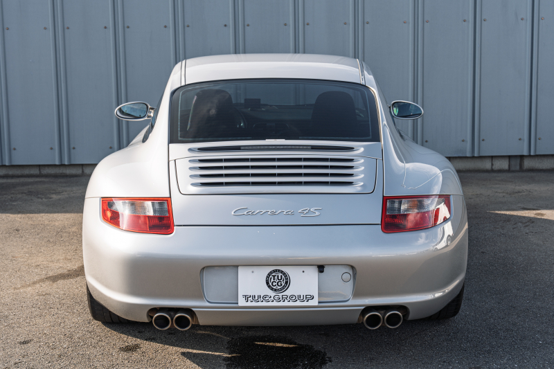 ポルシェ 911(Type997) ｶﾚﾗ4S　ﾌﾞﾗｯｸﾚｻﾞｰｼｰﾄ ｼｰﾄﾋｰﾀｰ ｸﾗﾘｵﾝﾅﾋﾞ ﾌﾙｾｸﾞTV PASM ｶﾚﾗS19ｲﾝﾁAW ｷｾﾉﾝﾍｯﾄﾞﾗｲﾄ ｵｰﾄｴｱｺﾝ PSM ﾊﾞｯｸｶﾒﾗ F/Rﾌｫｸﾞ　2年保証