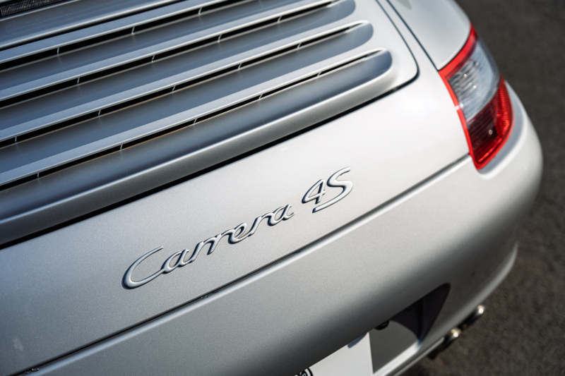 ポルシェ 911(Type997) ｶﾚﾗ4S　ﾌﾞﾗｯｸﾚｻﾞｰｼｰﾄ ｼｰﾄﾋｰﾀｰ ｸﾗﾘｵﾝﾅﾋﾞ ﾌﾙｾｸﾞTV PASM ｶﾚﾗS19ｲﾝﾁAW ｷｾﾉﾝﾍｯﾄﾞﾗｲﾄ ｵｰﾄｴｱｺﾝ PSM ﾊﾞｯｸｶﾒﾗ F/Rﾌｫｸﾞ　2年保証