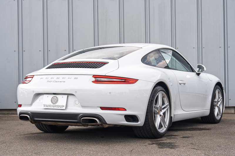 ポルシェ 911(Type991.2) ｶﾚﾗ　MY17 後期ﾓﾃﾞﾙ ﾌﾞﾗｯｸﾚｻﾞｰｼｰﾄ ｼｰﾄﾋｰﾀｰ PCMﾅﾋﾞ ﾌﾙｾｸﾞTV AppleCarPlay PASM ﾊﾟﾄﾞﾙｼﾌﾄ ｷｾﾉﾝ ﾊﾟｰｸｱｼｽﾄ TPM ｶﾚﾗ19ｲﾝﾁAW　2年保証