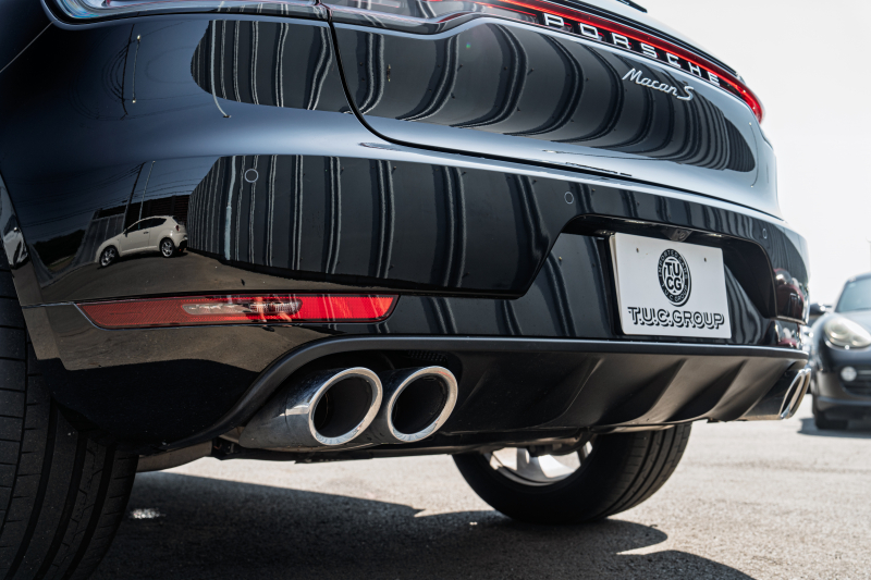 ポルシェ マカン S ｽﾎﾟｰﾂｸﾛﾉPKG　ﾚｻﾞｰPKG(ﾌﾞﾗｯｸ/ｶﾞｰﾈｯﾄﾚｯﾄﾞ) ﾋｰﾀｰ&ﾍﾞﾝﾁﾚｰﾀｰ ﾊﾟﾉﾗﾏSR PCMﾅﾋﾞ CarPlay PDLS+ PASM ｴﾝﾄﾘｰﾄﾞﾗｲﾌﾞ ACC ﾏｶﾝﾀｰﾎﾞ20ｲﾝﾁAW　2年保証